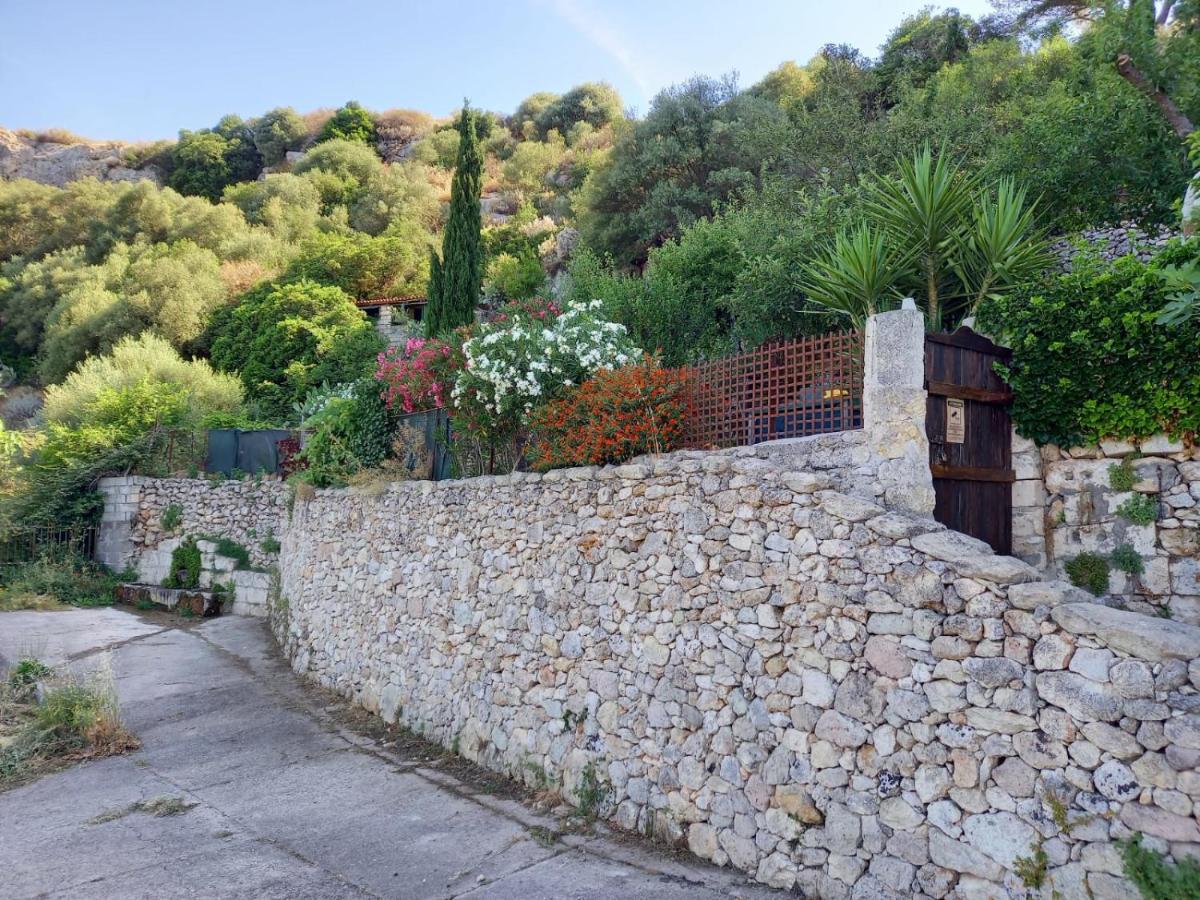 Vistalago Garden Doria Monteleone Rocca Doria Exteriér fotografie